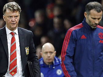 Louis Van Gaal to consider rec...